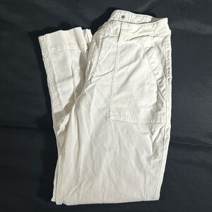 Old Navy Large Pocket Adjustable Waist Cargo Pants - Cream size 10